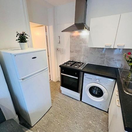 Appartamento 2 Bed Flat In The Heart Of Marylebone Londra Esterno foto