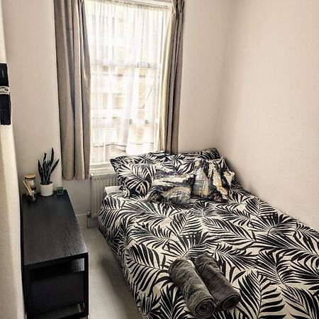 Appartamento 2 Bed Flat In The Heart Of Marylebone Londra Esterno foto