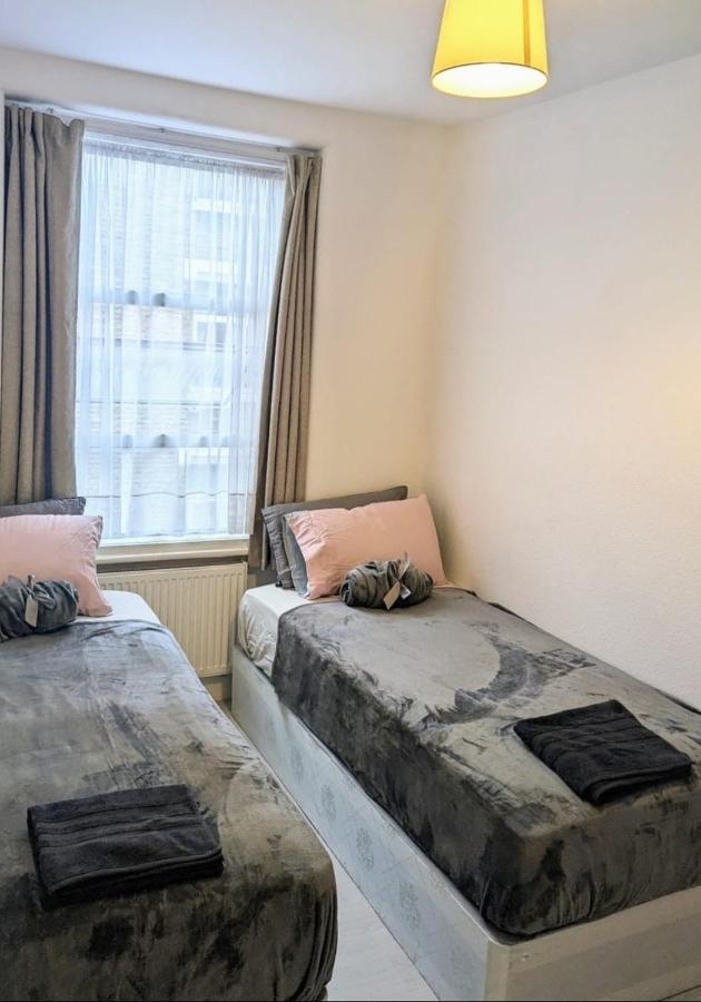 Appartamento 2 Bed Flat In The Heart Of Marylebone Londra Esterno foto