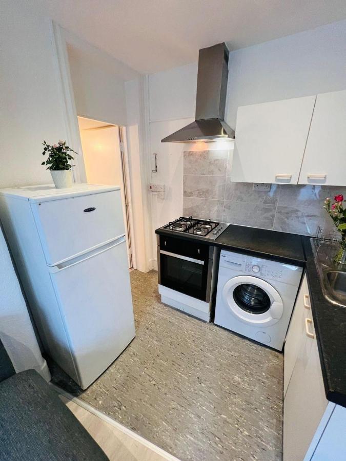 Appartamento 2 Bed Flat In The Heart Of Marylebone Londra Esterno foto
