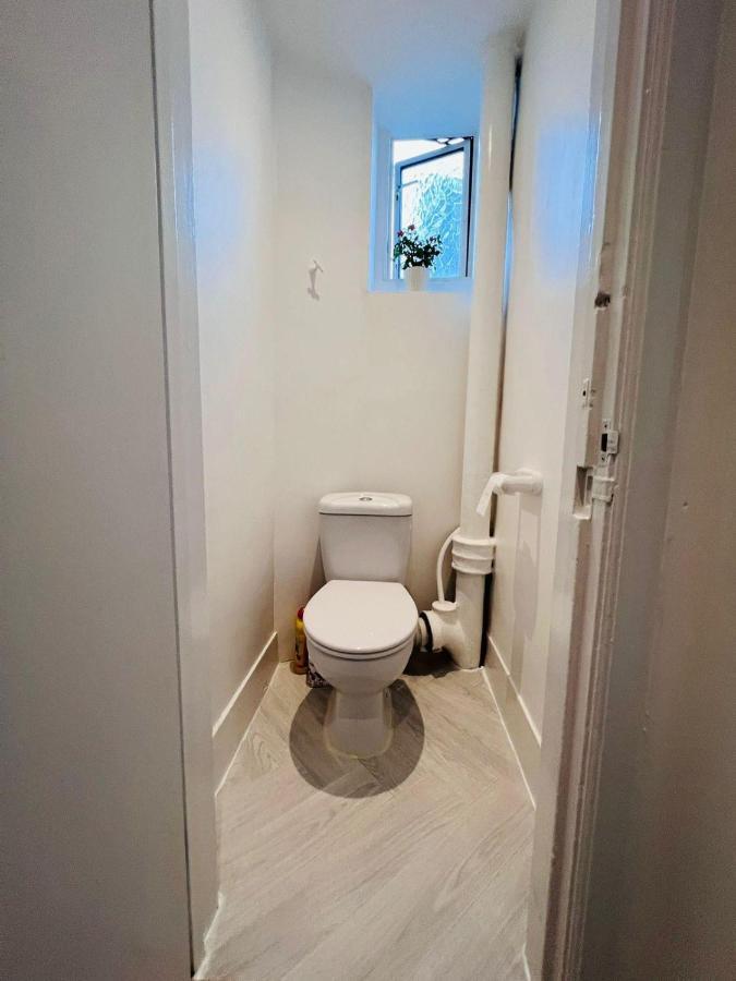 Appartamento 2 Bed Flat In The Heart Of Marylebone Londra Esterno foto