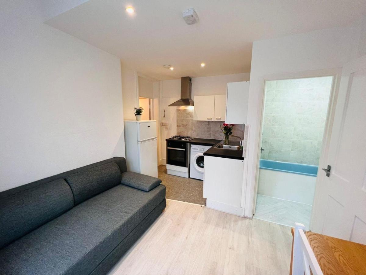 Appartamento 2 Bed Flat In The Heart Of Marylebone Londra Esterno foto